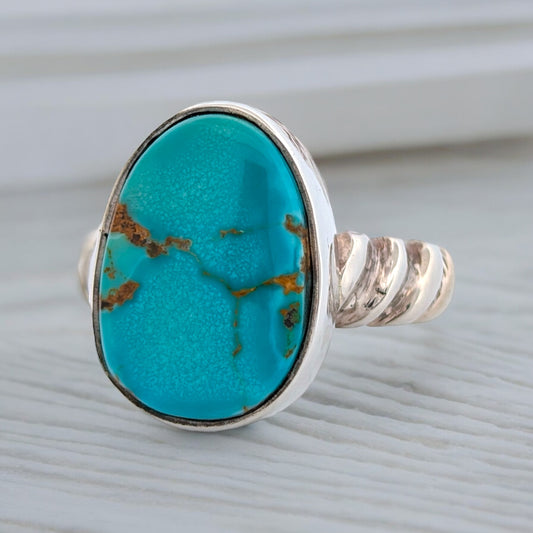 Stark Brooke | Sterling Silver & Kingman Turquoise Twisted Shank Ring - Size 8.25