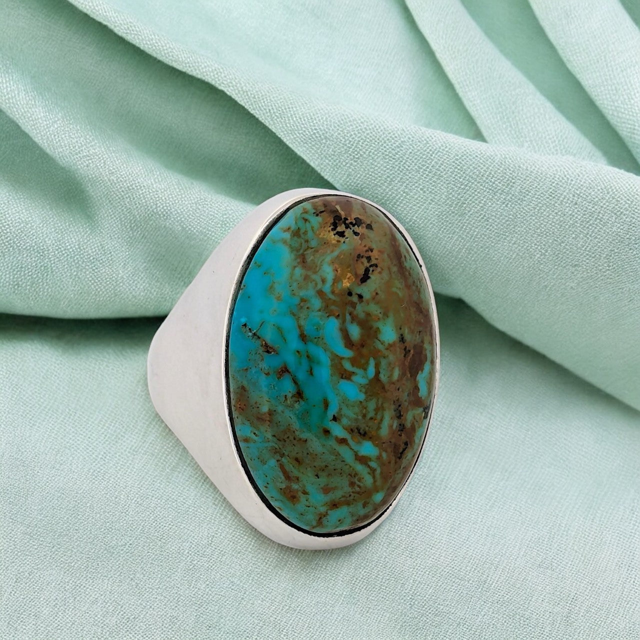 Casa Diablo | Handcrafted Sterling Silver Ring with Polychrome Kingman Turquoise Cabochon, Artisan Jewelry - Size 8.5