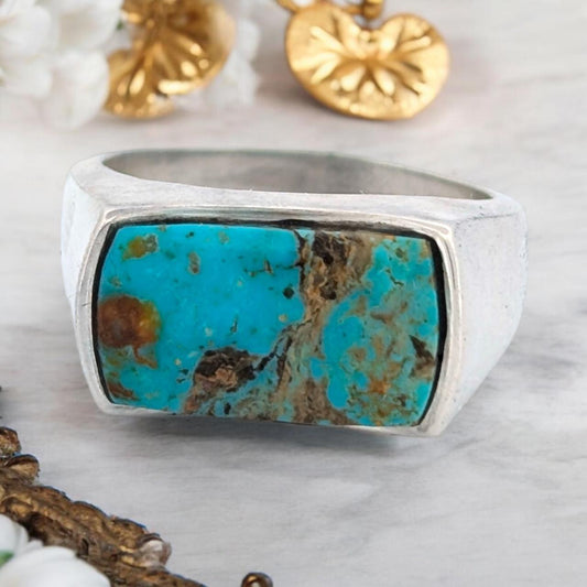 Rattler's Moon | Kingman Turquoise Square Signet Ring, High Polish Cast Design, Size 7