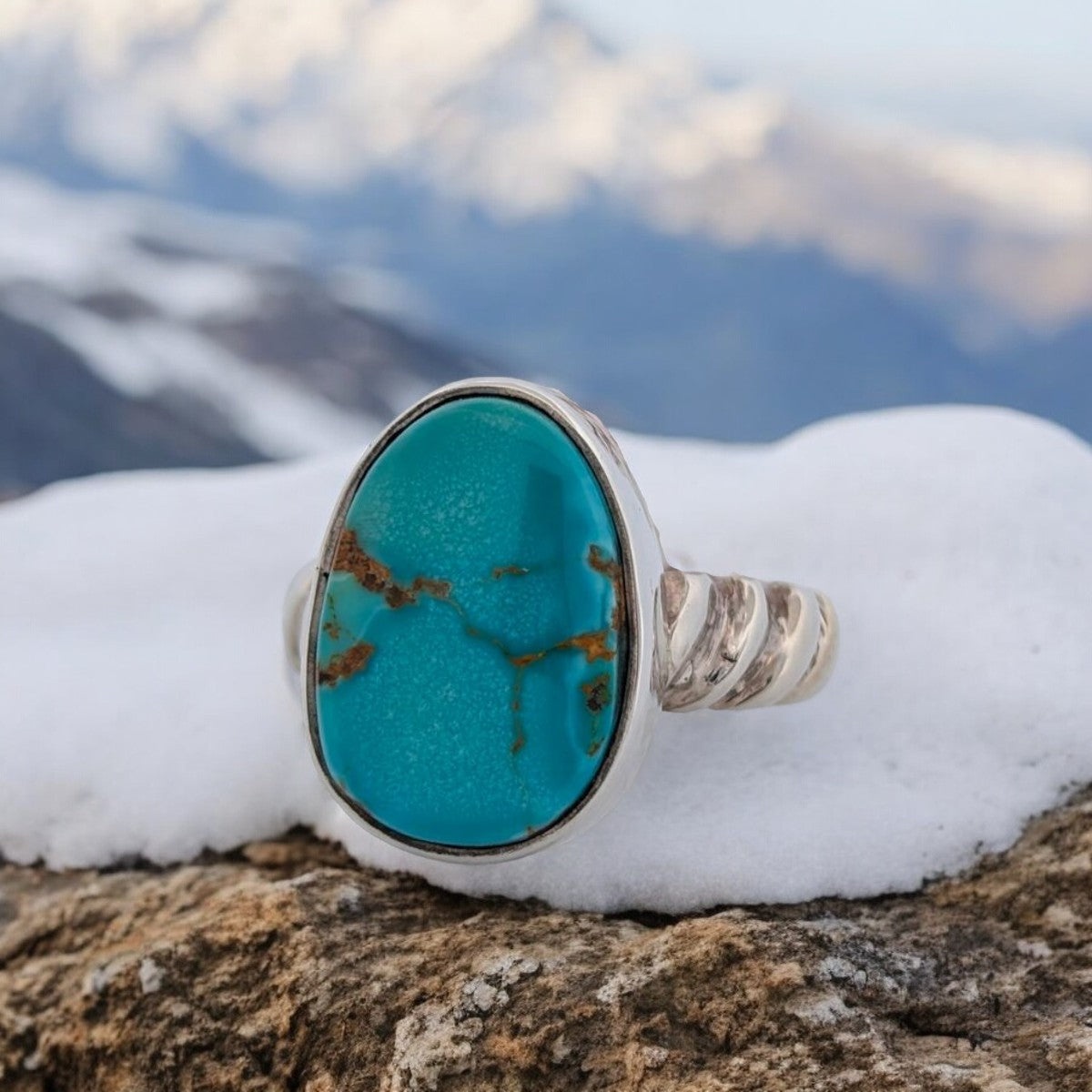 Stark Brooke | Sterling Silver & Kingman Turquoise Twisted Shank Ring - Size 8.25