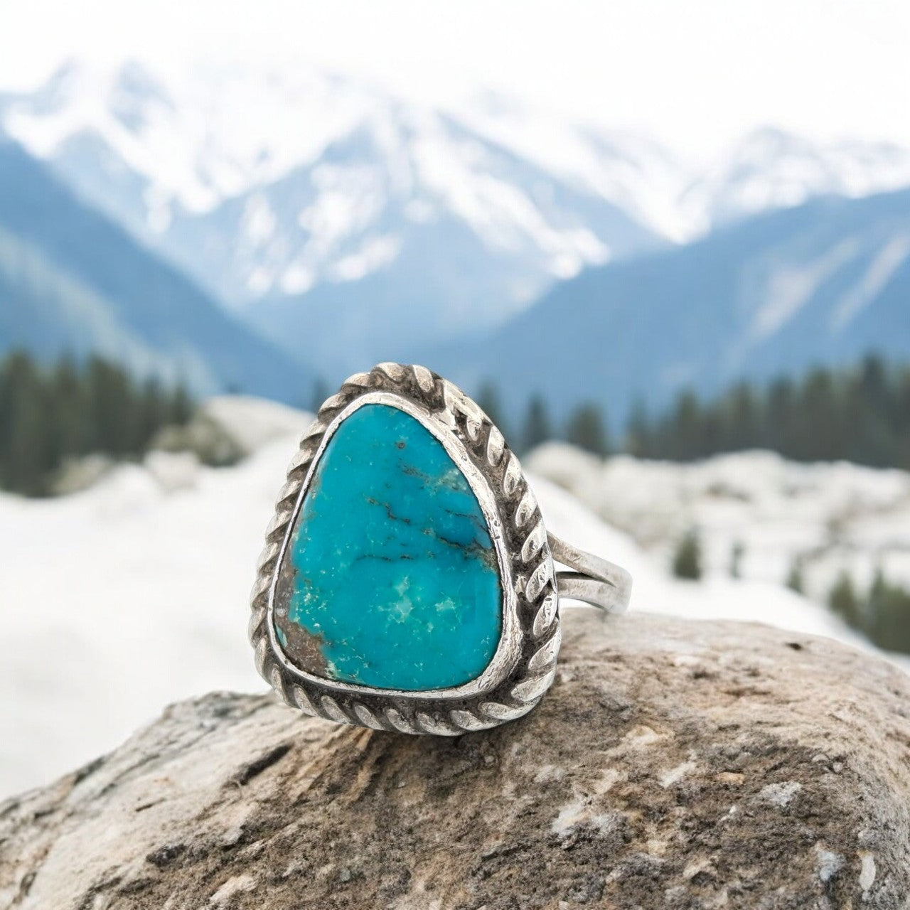 Stoney Creek | Vintage Sterling Silver Ring with Twisted Wire Motif and Bezel-Set Blue Turquoise, Size 6.5