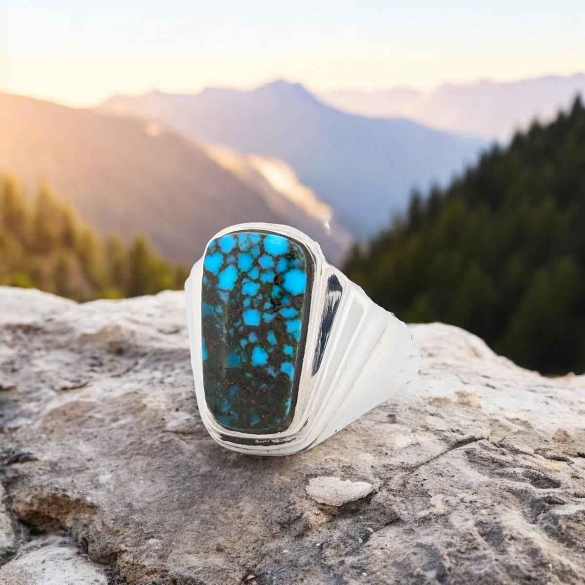 Frosted Trail | Sterling Silver and Kingman Turquoise Handmade Ring - Size 8