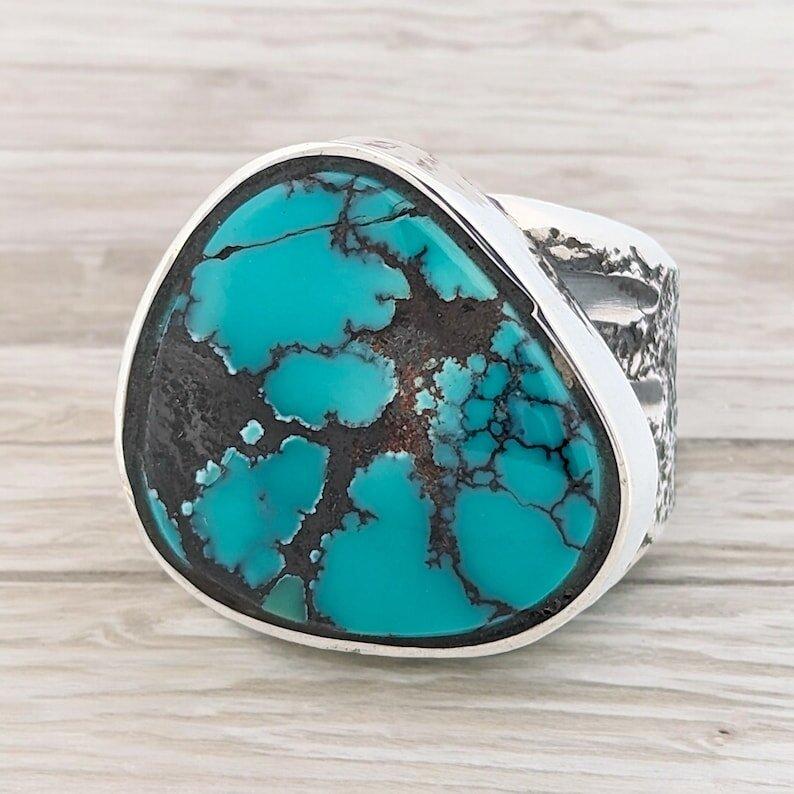 Whiskey Basin | Tufa Cast Sterling Silver Ring with Blue Kingman Turquoise  - Size 6.5