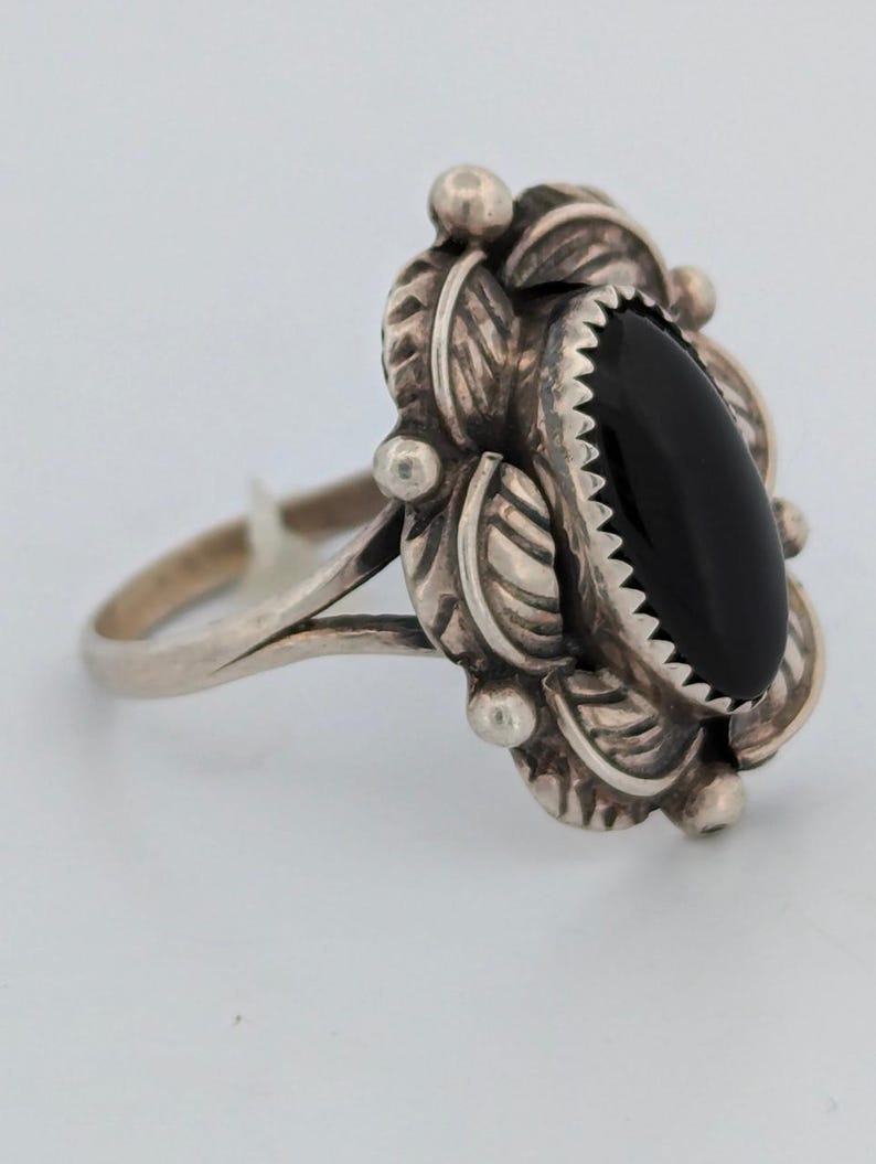 Prickly Pear Path | Vintage Signed Sterling Silver and Onyx Ring with Halo of Leaves, Stamped "B", Size 11