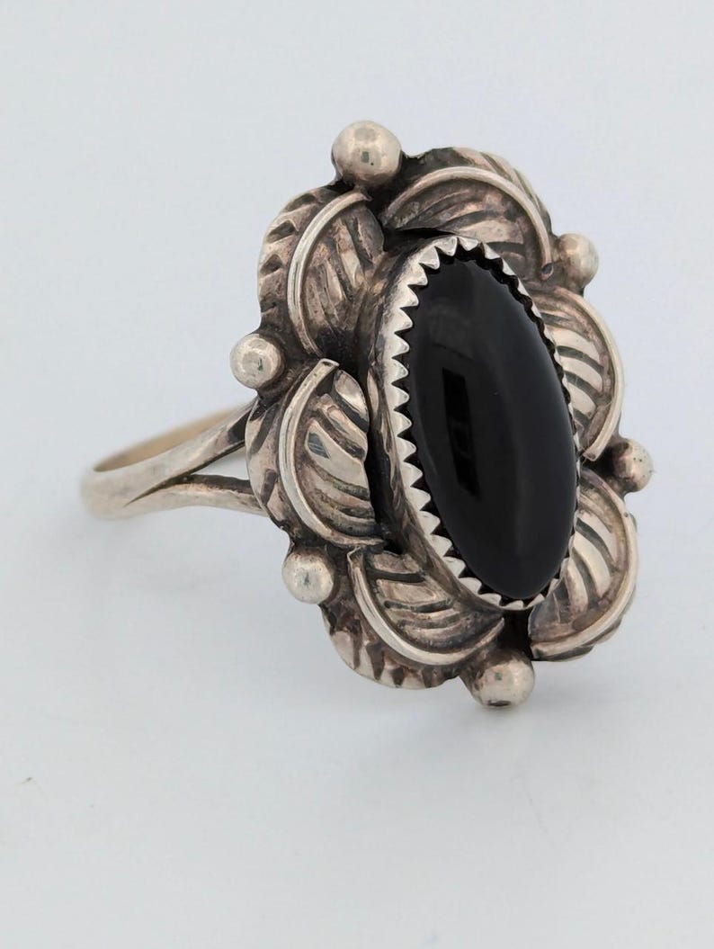 Prickly Pear Path | Vintage Signed Sterling Silver and Onyx Ring with Halo of Leaves, Stamped "B", Size 11